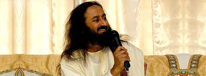 Ne soyez pas le ballon de football de l’opinion des autres | Par Gurudev Sri Sri Ravi Shankar